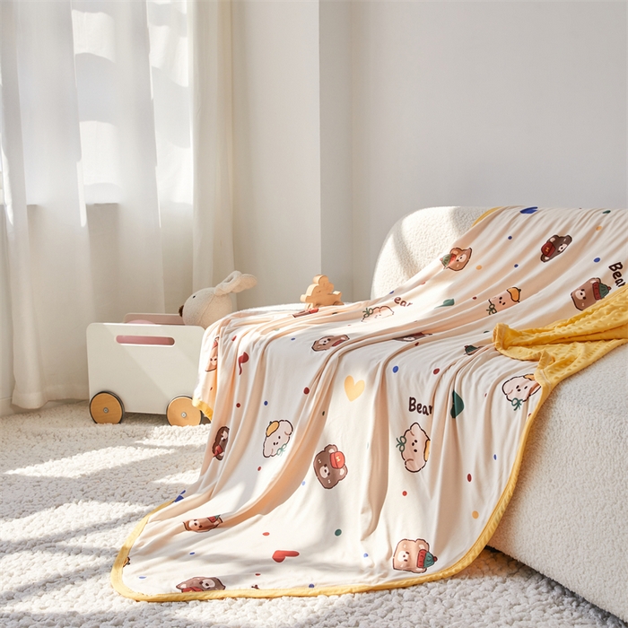 91家纺网 家纺一手货源 找家纺 艾佳宝贝 2025新款A类针织豆豆儿童多功能宿舍午睡安抚盖毯 爱心波点熊-盖毯