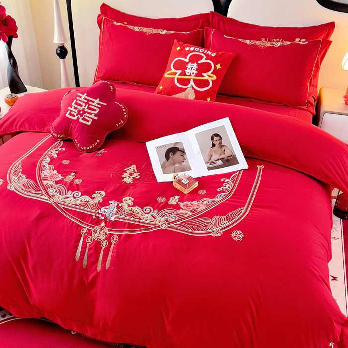 91家纺网 家纺一手货源 找家纺 2025新款100支150克双面长绒棉婚庆绣花四件套 福禄喜财