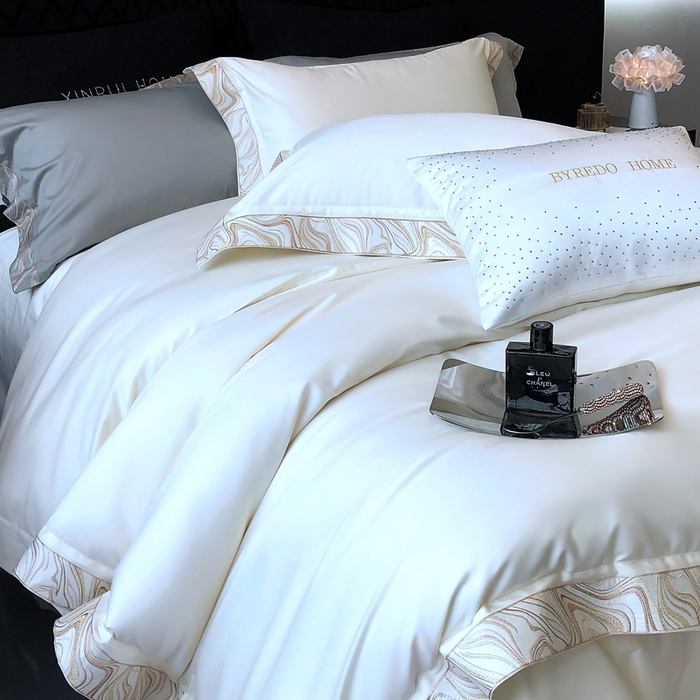 91家纺网 家纺一手货源 找家纺 馨蕊家居 2025新款100s高奢典藏简约全棉系列四件套-棉水漾 水漾-月光白