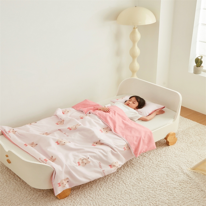 91家纺网 家纺一手货源 找家纺 艾佳宝贝 2025A类儿童全棉多功能单被套可拆式夏被四季被子 乖萌甜兔