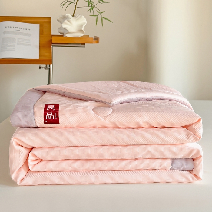 91家纺网 家纺一手货源 找家纺 雨洋家纺 2025新款华夫格提花大豆夏被 粉玉