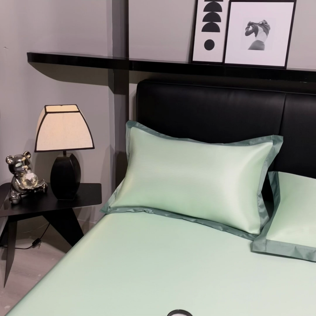 91家纺网 家纺一手货源 找家纺 全季家居 2025新款5A加厚加密艾草碳光席冰丝席 床席-水绿