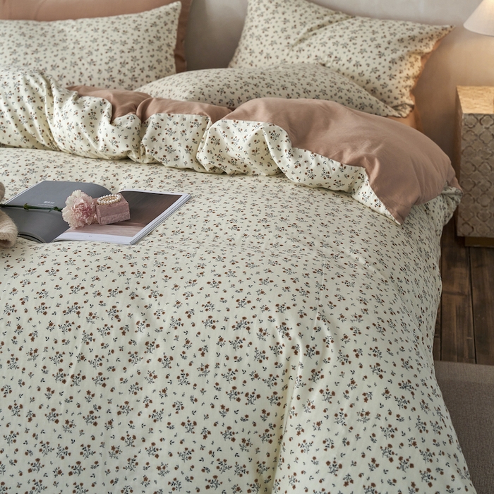 91家纺网 家纺一手货源 找家纺 千朵森 2025新款高品质ins风A类全棉纯棉双层纱四件套（泽塔斯） 泽塔斯-茶花