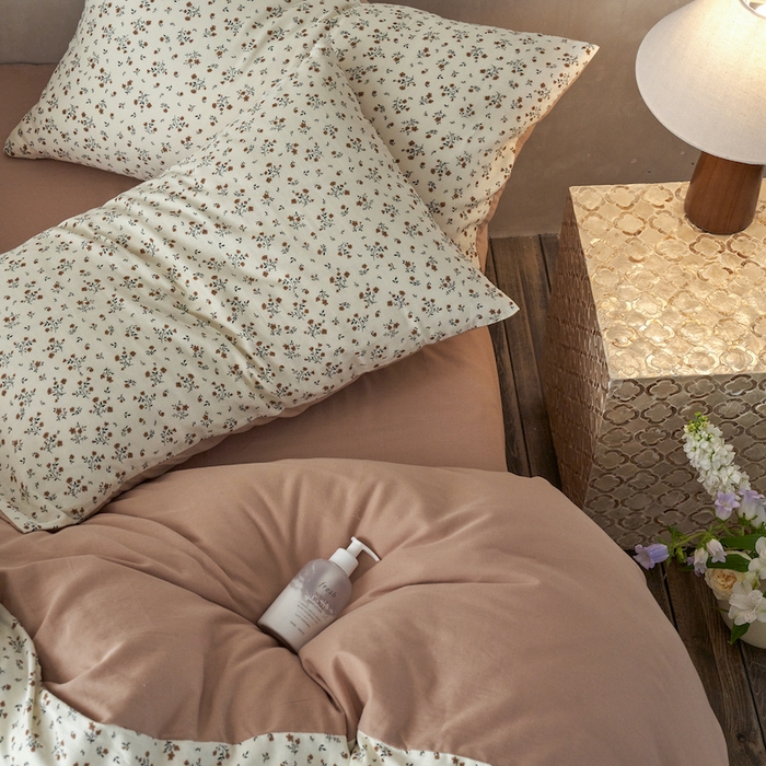 91家纺网 家纺一手货源 找家纺 千朵森 2025新款高品质ins风A类全棉纯棉双层纱四件套（泽塔斯） 泽塔斯-茶花