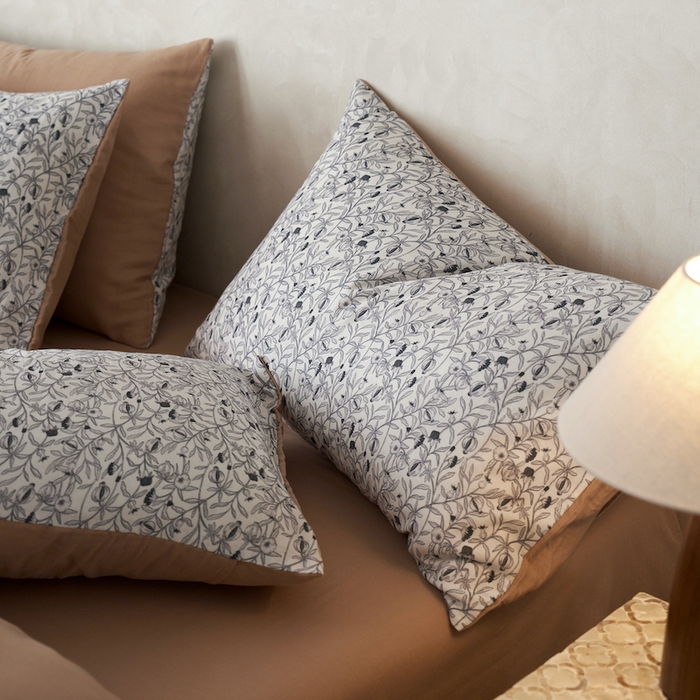 91家纺网 家纺一手货源 找家纺 千朵森 2025新款高品质ins风A类全棉纯棉双层纱四件套（泽塔斯） 泽塔斯-铃兰