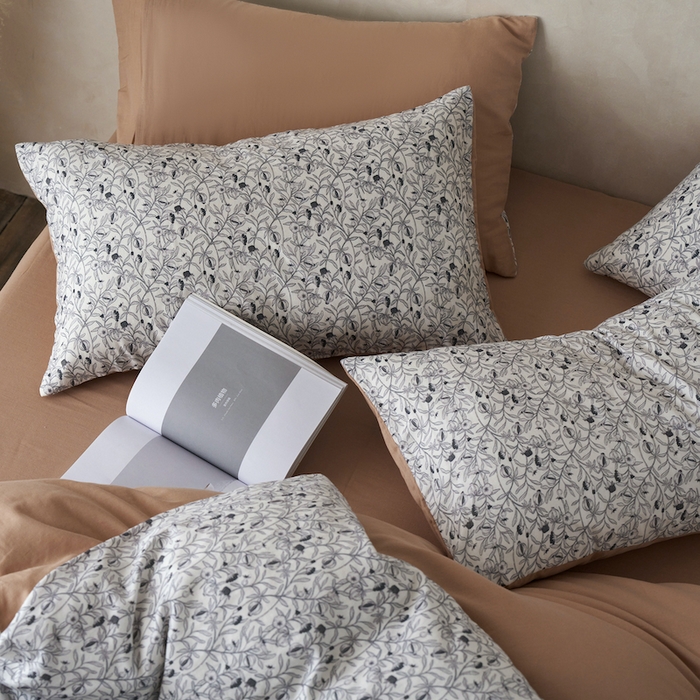 91家纺网 家纺一手货源 找家纺 千朵森 2025新款高品质ins风A类全棉纯棉双层纱四件套（泽塔斯） 泽塔斯-铃兰