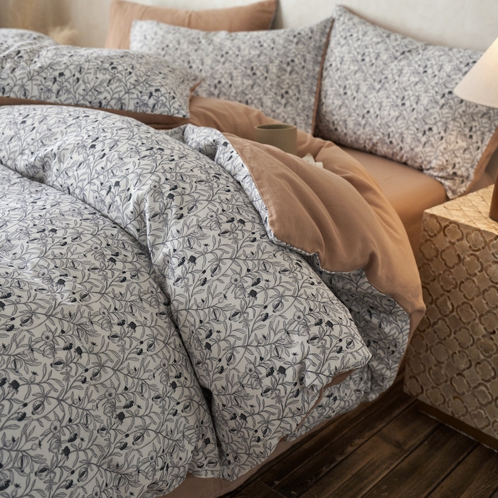 91家纺网 家纺一手货源 找家纺 千朵森 2025新款高品质ins风A类全棉纯棉双层纱四件套（泽塔斯） 泽塔斯-铃兰