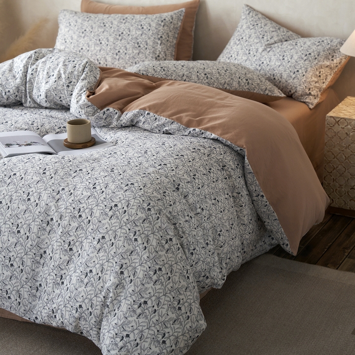 91家纺网 家纺一手货源 找家纺 千朵森 2025新款高品质ins风A类全棉纯棉双层纱四件套（泽塔斯） 泽塔斯-铃兰