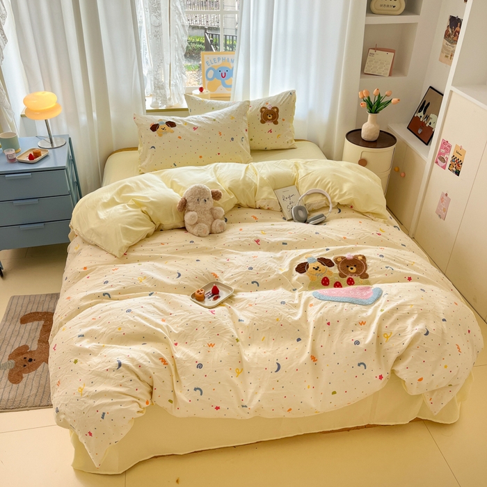 91家纺网 家纺一手货源 找家纺 （总）罗亿家纺 2025新款110g高克重云朵棉直播热款毛巾绣四件套(场景二）提供买家秀