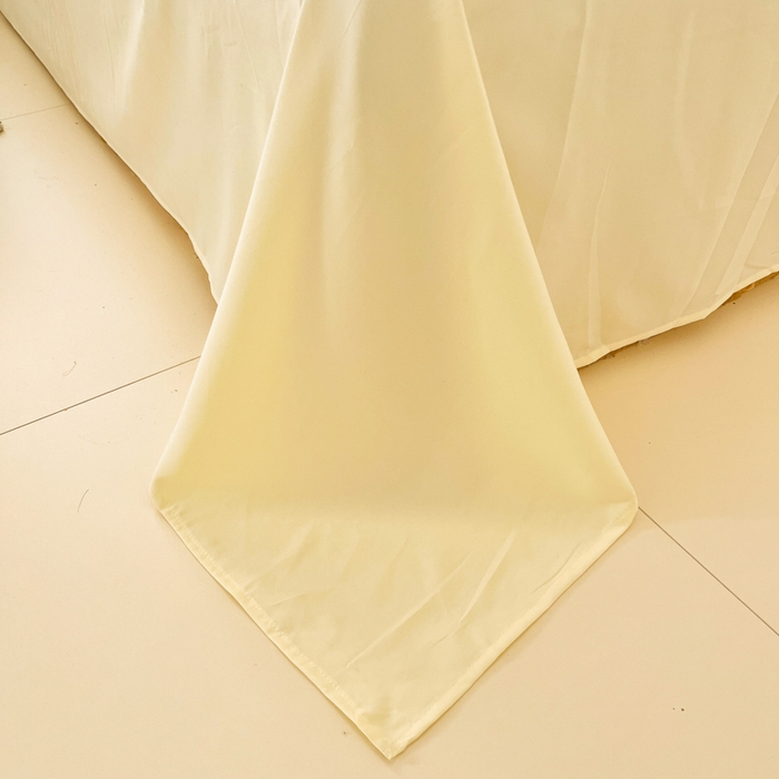 91家纺网 家纺一手货源 找家纺 （总）罗亿家纺 2025新款110g高克重云朵棉直播热款毛巾绣四件套(场景二）提供买家秀