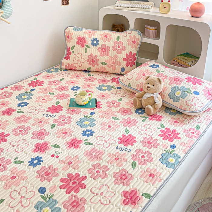 91家纺网 家纺一手货源 找家纺 贝扬思家纺 2025新款亲肤舒适可爱乳胶凉席席子系列 半纸恋章