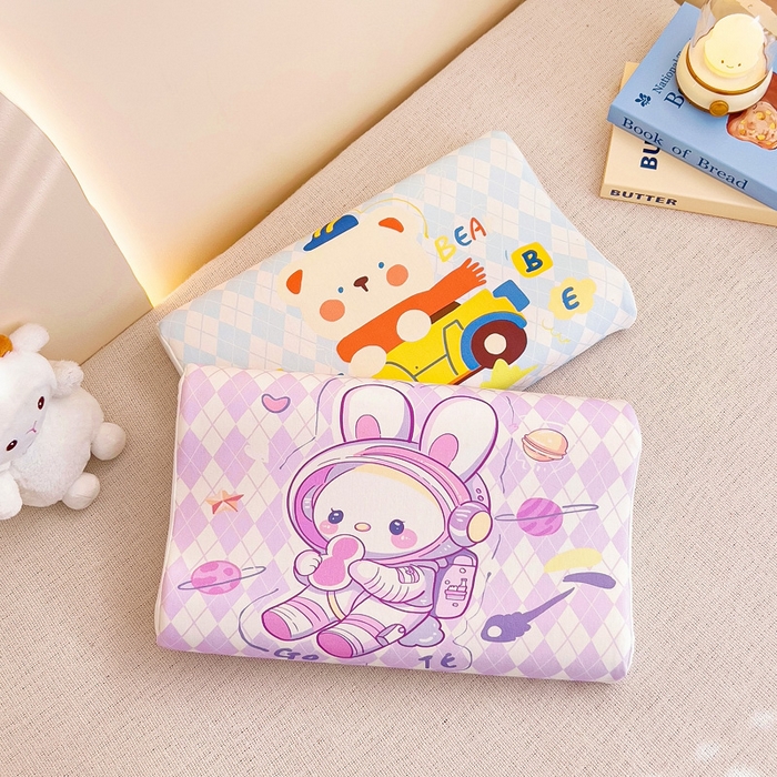 91家纺网 家纺一手货源 找家纺 梵赫 2025新款全棉A类儿童针织棉记忆枕（可拆卸） 太空兔兔 单枕套