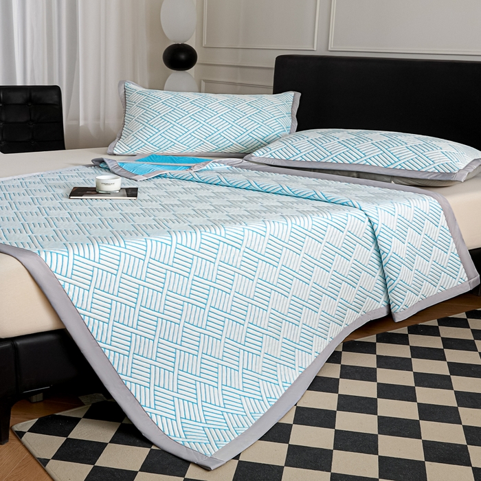 91家纺网 家纺一手货源 找家纺 2025新款韩国外贸爆款加厚PE中分子凉感豆豆软席 时空蓝-床席款