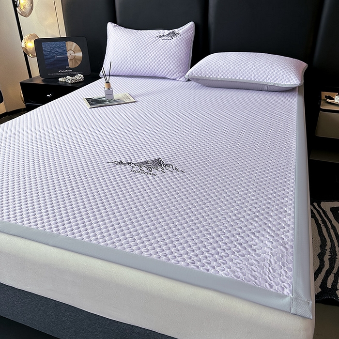 91家纺网 家纺一手货源 找家纺 澳梵家居 2025新款PE中分子A类凉感豆豆刺绣软凉席 冰川-紫