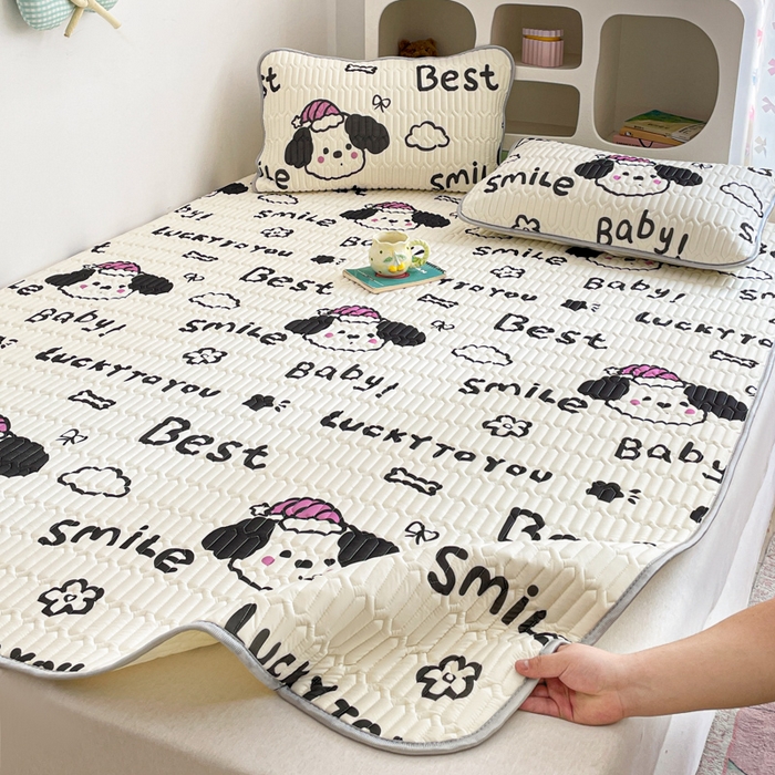 91家纺网 家纺一手货源 找家纺 贝扬思家纺 2025新款亲肤舒适可爱乳胶凉席席子系列 漫画狗仔