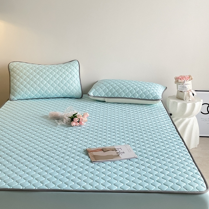 91家纺网 家纺一手货源 找家纺 2025新款加厚乳胶床笠款经典纯色夏被套件 方格-湖蓝