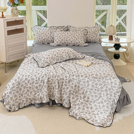 91家纺网 家纺一手货源 找家纺 （总）仟网汇 2025新款赫本针织双层纱夏被夏凉被空调被床盖四件套单夏被单床盖单品