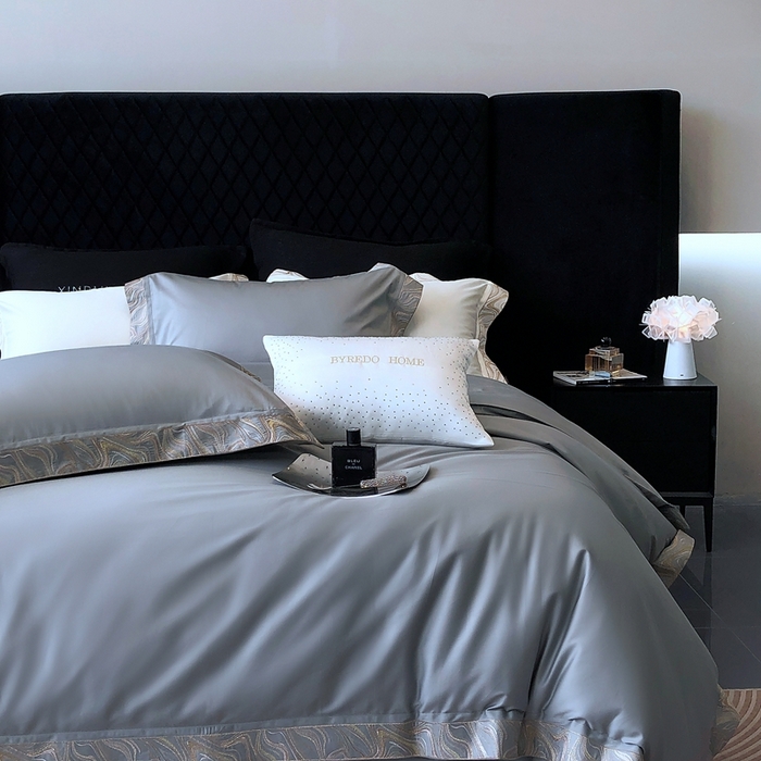 91家纺网 家纺一手货源 找家纺 馨蕊家居 2025新款100s高奢典藏简约全棉系列四件套-棉水漾 水漾-高级灰