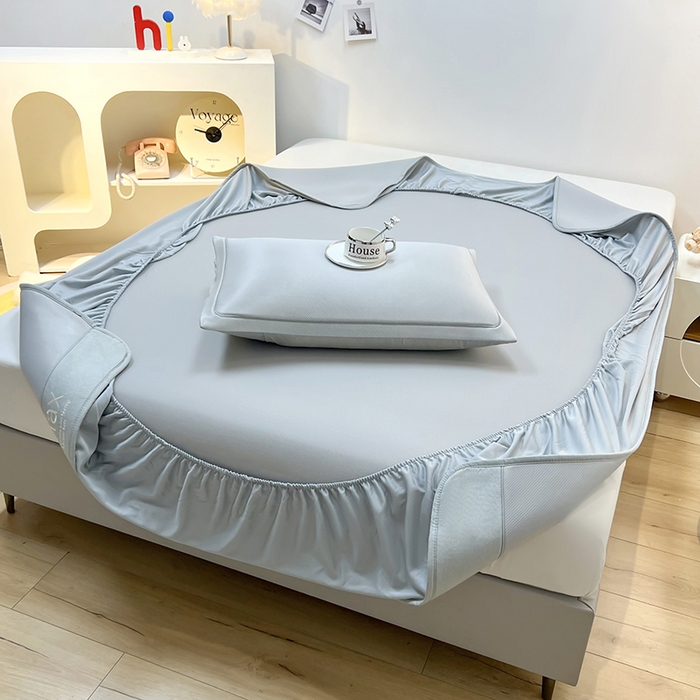 91家纺网 家纺一手货源 找家纺 全季家居 2025新款5A抗菌ICE系列凉感冰丝席 浅灰 床笠款