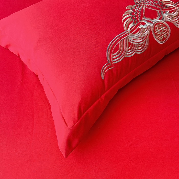 91家纺网 家纺一手货源 找家纺 2025新款100支150克双面长绒棉婚庆绣花四件套 龙腾凤跃