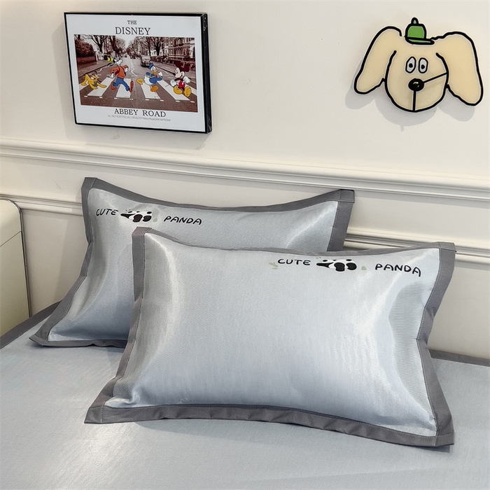 91家纺网 家纺一手货源 找家纺 星座家纺 2025新款600D熊猫烫画冰丝凉席三件套 清凉深灰