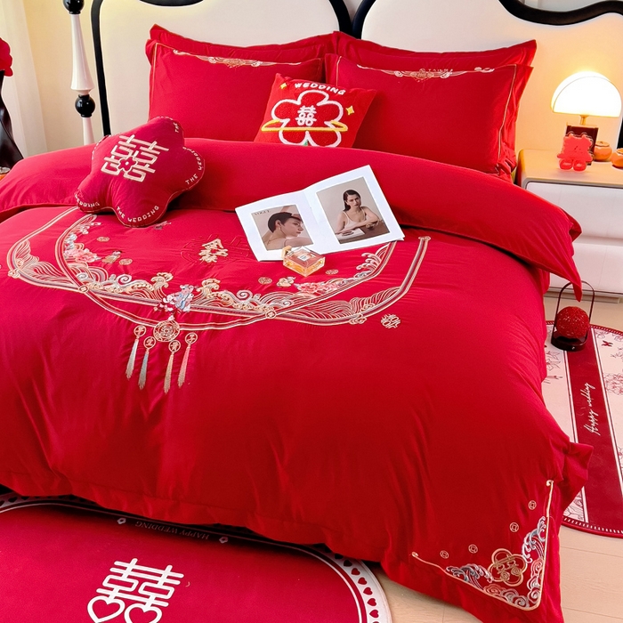 91家纺网 家纺一手货源 找家纺 2025新款100支150克双面长绒棉婚庆绣花四件套 福禄喜财