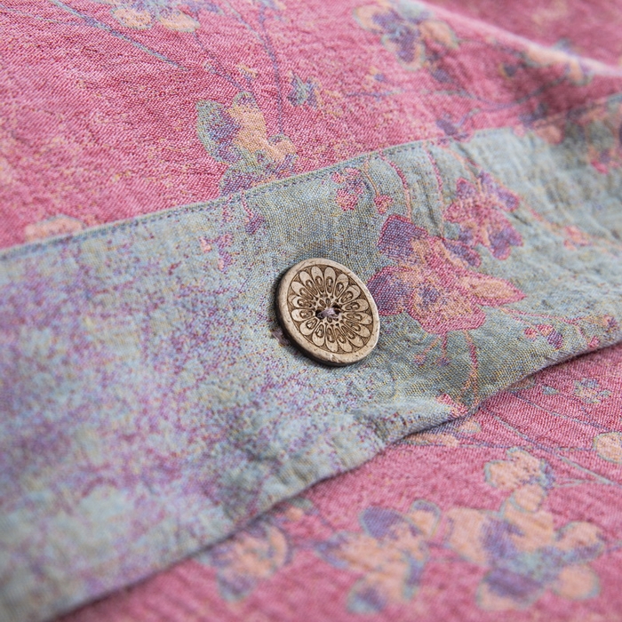 91家纺网 家纺一手货源 找家纺 2025新款全棉色织双层纱纽扣款四件套 织梦-粉