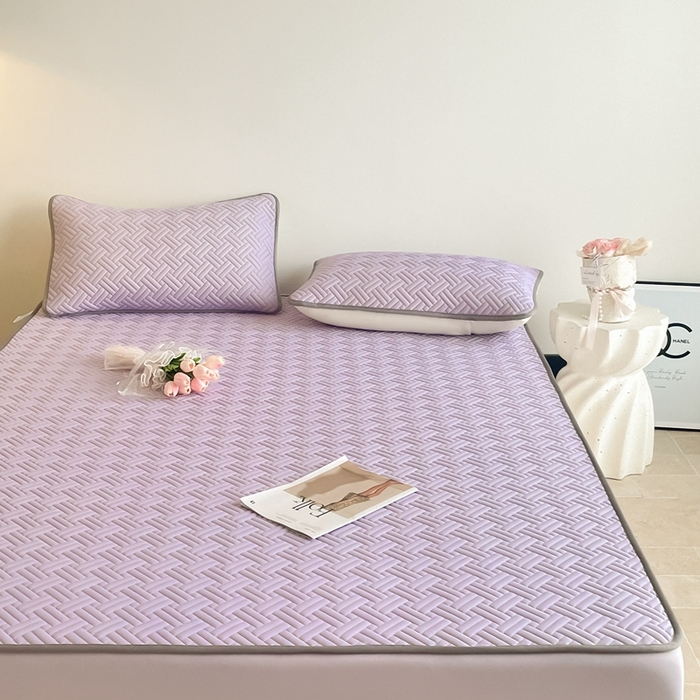 91家纺网 家纺一手货源 找家纺 2025新款加厚乳胶床笠款经典纯色夏被套件 饼干花-浅紫