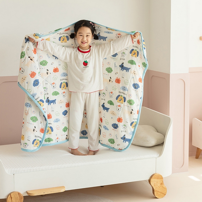 91家纺网 家纺一手货源 找家纺 艾佳宝贝 2025春夏新款A类凉感丝儿童糖果抗菌夏被 汪汪星球