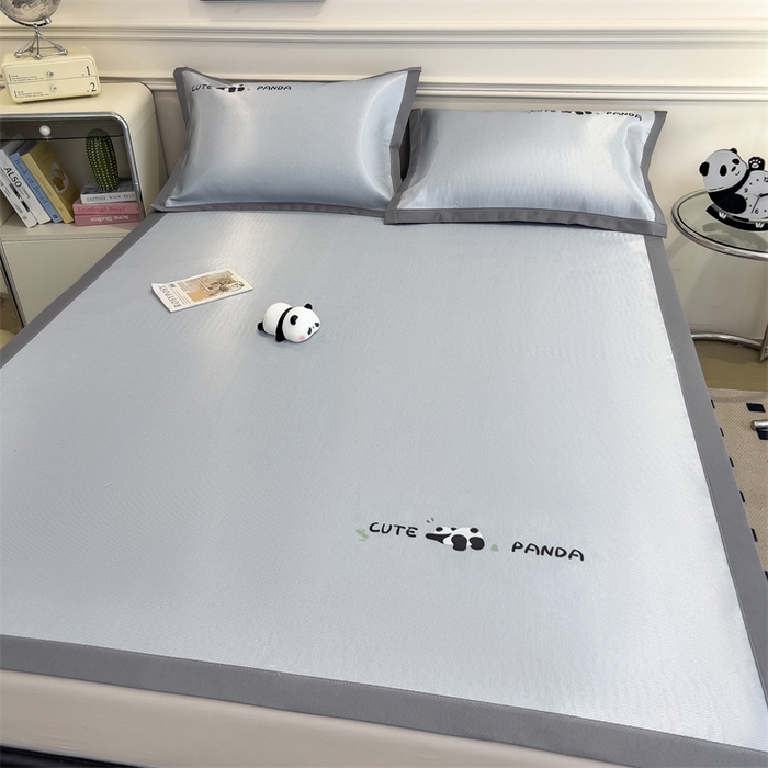 91家纺网 家纺一手货源 找家纺 星座家纺 2025新款600D熊猫烫画冰丝凉席三件套 清凉深灰