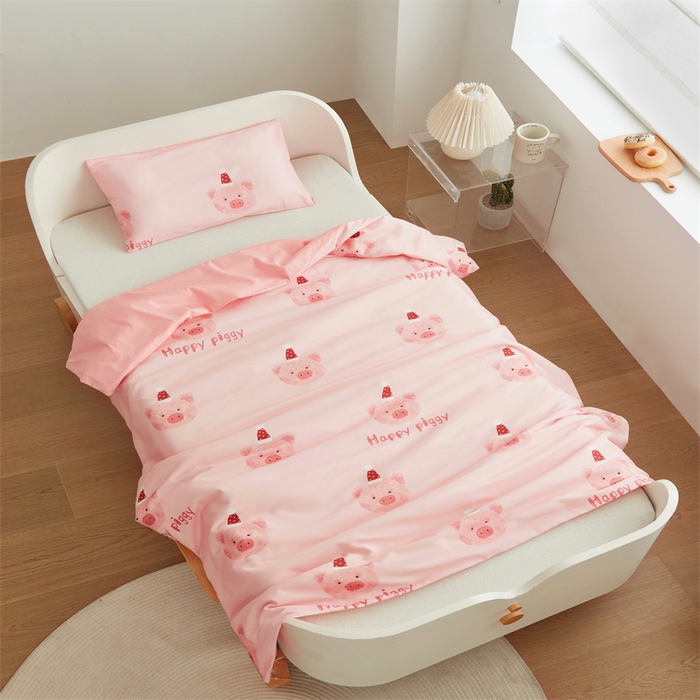 91家纺网 家纺一手货源 找家纺 艾佳宝贝 2025A类儿童全棉多功能单被套可拆式夏被四季被子 乖巧萌猪