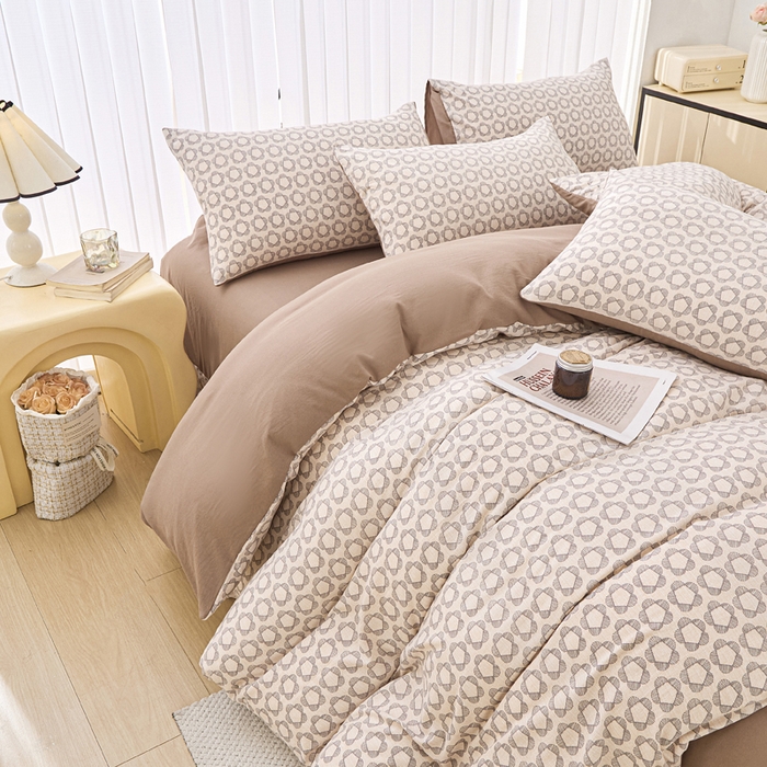 91家纺网 家纺一手货源 找家纺 （总）蕾诺家纺 2025新款直播新款A类有氧提花云纱棉圆角吊边工艺四件套学生三件套