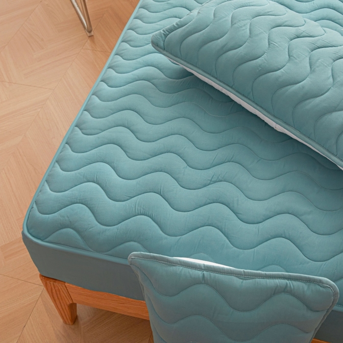 91家纺网 家纺一手货源 找家纺 初心家纺 2025新款原棉防水夹棉窗帘床护罩单件席梦思保护套防水床罩 蓝