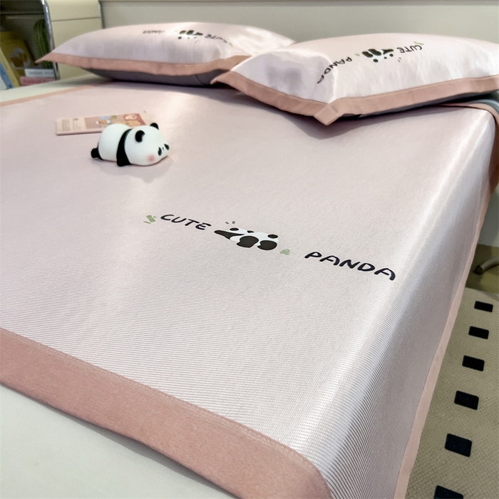 91家纺网 家纺一手货源 找家纺 星座家纺 2025新款600D熊猫烫画冰丝凉席三件套 清凉粉