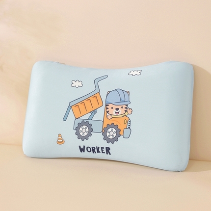 91家纺网 家纺一手货源 找家纺 温蔓2025新款冰感丝卡通印花亲肤枕 卡车小熊加内胆