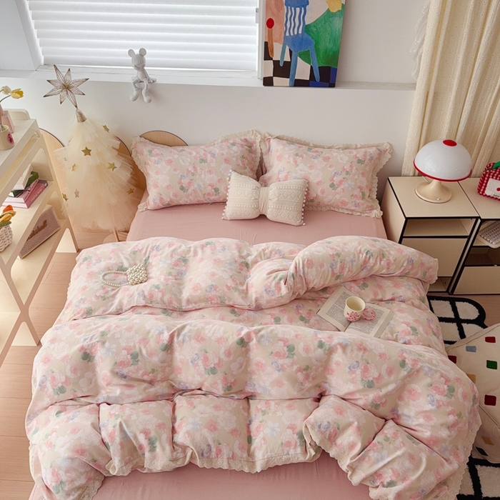 91家纺网 家纺一手货源 找家纺 于果 2025新款全棉双层纱花边款 潮汐月影