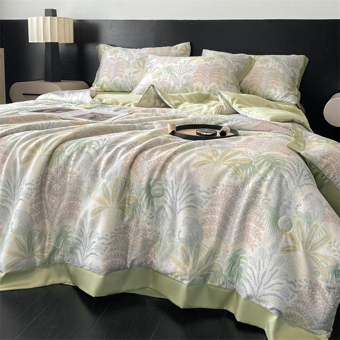 91家纺网 家纺一手货源 找家纺 本制 2025新款水洗真丝印花夏被夏凉被空调被 蔓叶森语+抺茶绿