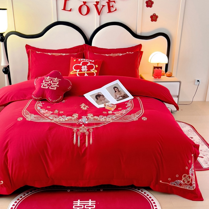 91家纺网 家纺一手货源 找家纺 2025新款100支150克双面长绒棉婚庆绣花四件套 福禄喜财