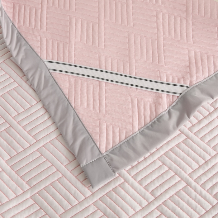 91家纺网 家纺一手货源 找家纺 2025新款韩国外贸爆款加厚PE中分子凉感豆豆软席 时空粉-床席款