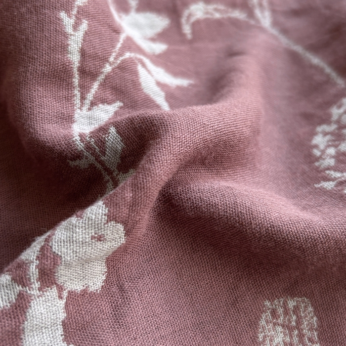 91家纺网 家纺一手货源 找家纺 鲁爱家纺供货 2025新款全棉色织双层纱系带款四件套 云影-豆沙