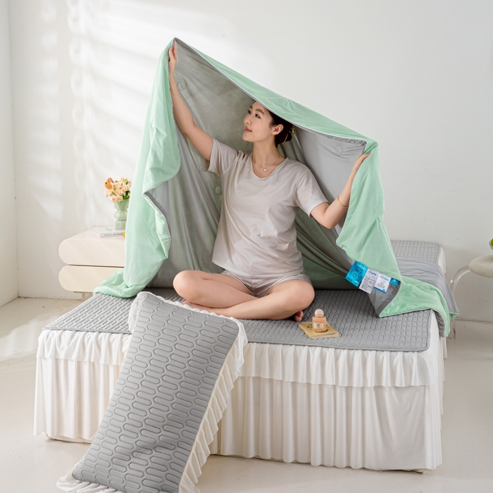 91家纺网 家纺一手货源 找家纺 2025新款直播新款凉感丝超柔印花夏凉被 薄荷绿