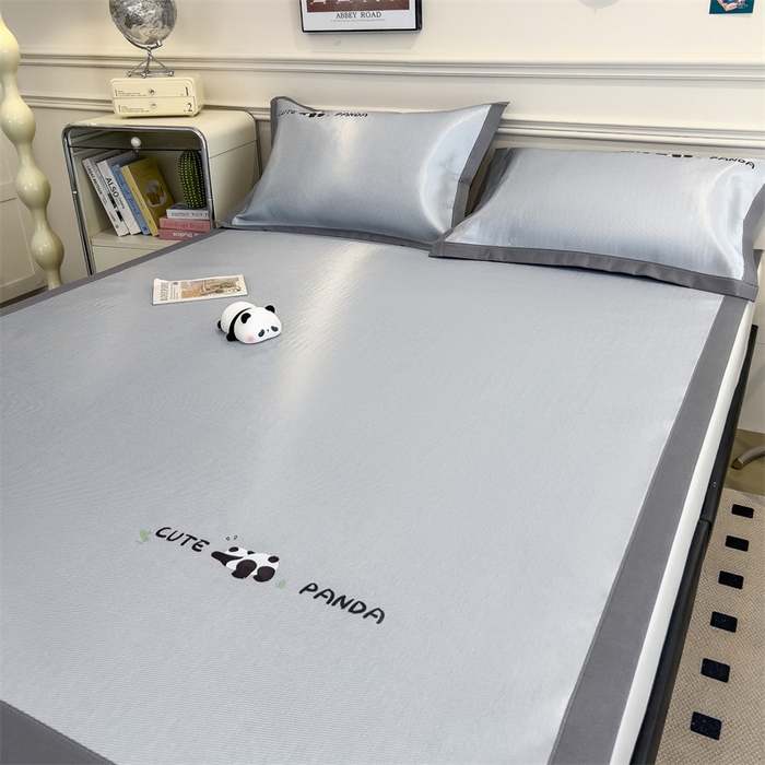 91家纺网 家纺一手货源 找家纺 星座家纺 2025新款600D熊猫烫画冰丝凉席三件套 清凉深灰