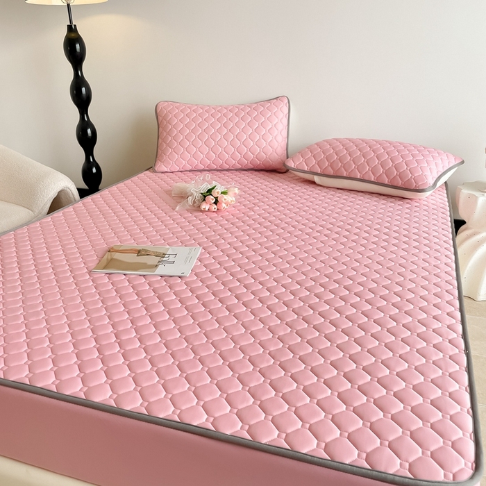 91家纺网 家纺一手货源 找家纺 2025新款加厚乳胶床笠款经典纯色夏被套件 方格-豆粉