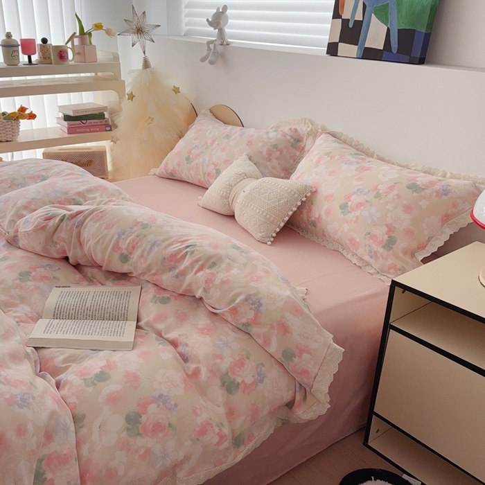 91家纺网 家纺一手货源 找家纺 于果 2025新款全棉双层纱花边款 潮汐月影