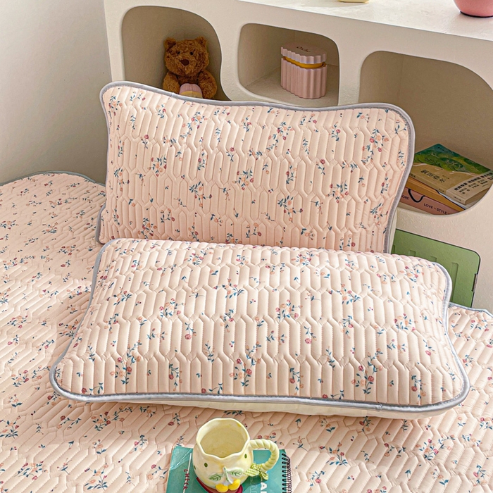 91家纺网 家纺一手货源 找家纺 贝扬思家纺 2025新款亲肤舒适可爱乳胶凉席席子系列 旧巷