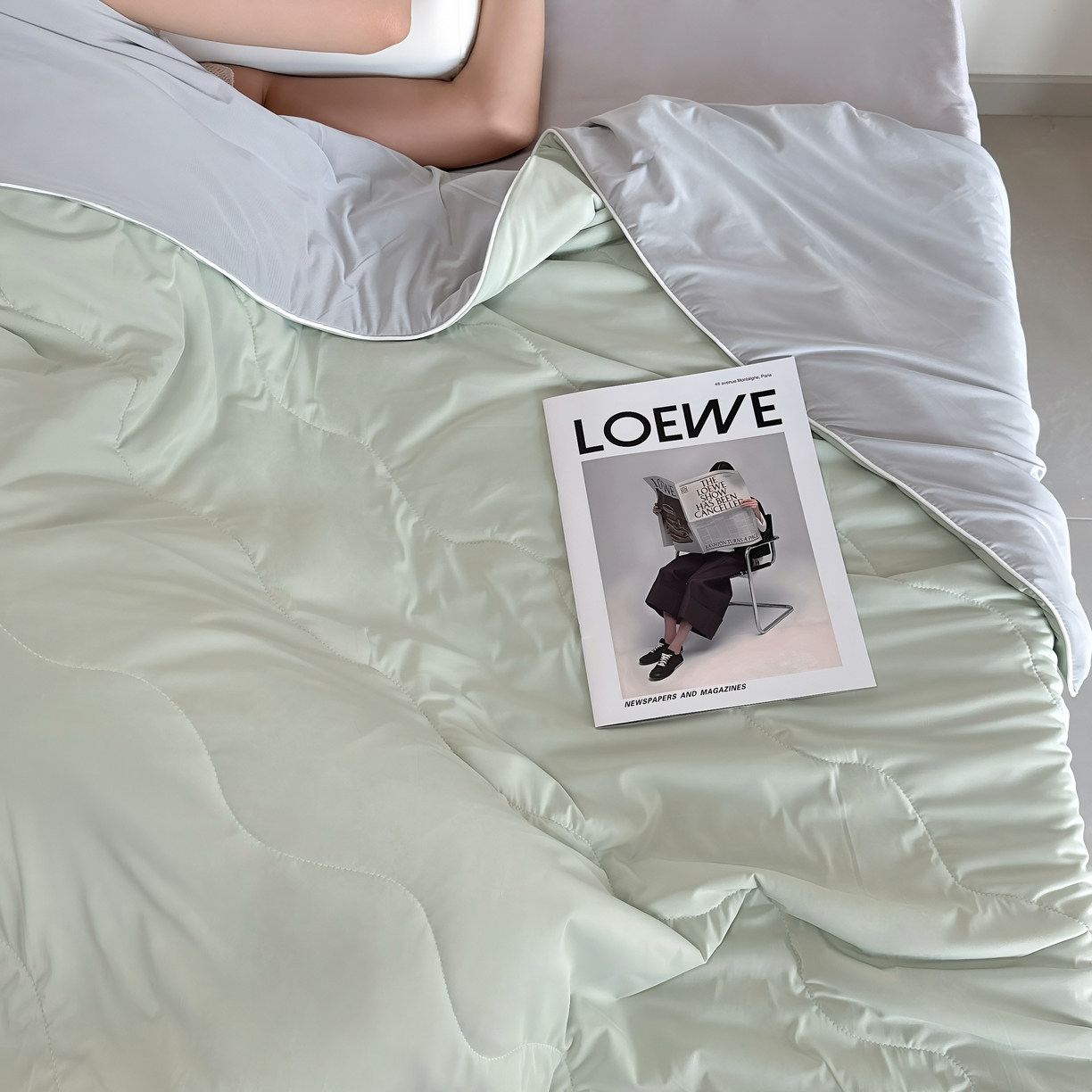 91家纺网 家纺一手货源 找家纺 兜米 2025夏季玻尿酸凉感冰皮被夏凉被空调被 海青拼灰色