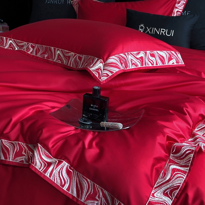 91家纺网 家纺一手货源 找家纺 馨蕊家居 2025新款100s高奢典藏简约全棉系列四件套-棉水漾 水漾-温莎红