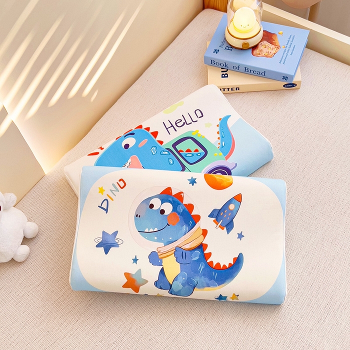 91家纺网 家纺一手货源 找家纺 梵赫 2025新款全棉A类儿童针织棉记忆枕（可拆卸） 太空恐龙 30*50  含芯