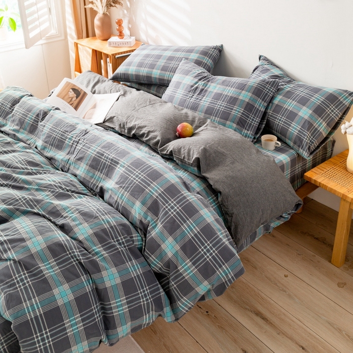 91家纺网 家纺一手货源 找家纺 2025新款A类色织水洗棉单被套 灰绿格