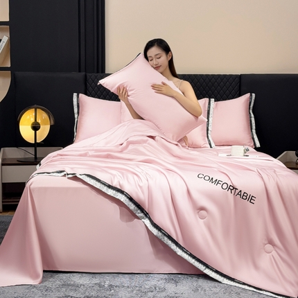 2025新款清凉舒适水洗冰丝刺绣夏被四件套 迷境-泡沫粉